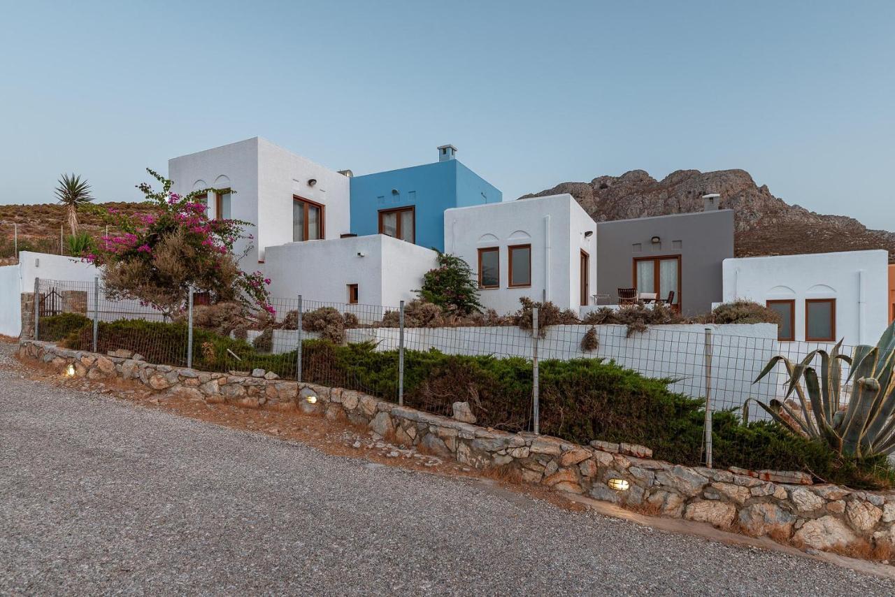 Stefanakis Villas - Car Included 里瓦的亚 外观 照片